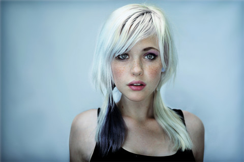 Natural light, single reflector.
